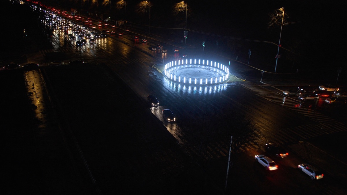 Photograph for How Traffic Roundabouts Actually Reduce Accidents